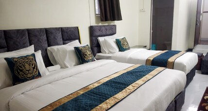 Hotel Kumkum Chhaya Room Type - Luxury (Double)