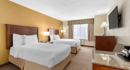 Best Western Executive Inn & Suites Room Type - 2 DOUBLE BEDS,NSMK,SMALRM,PETFRD,MICRFG,SHOW,FULL BREAKFAST Best Western Executive Inn & Suites Room Type - 2 DOUBLE BEDS,NSMK,SMALRM,PETFRD,MICRFG,SHOW,FULL BREAKFAST