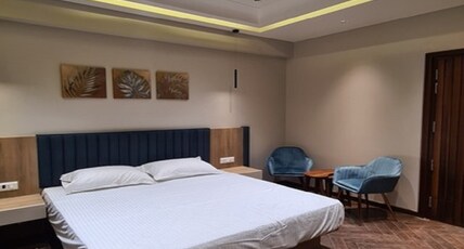 Cygnett Collection KK Hotel Ayodhya Room Type - Suite with Jacuzzi and Bathtub