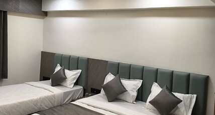 HOTEL 7 C R Room Type - Standard Room
