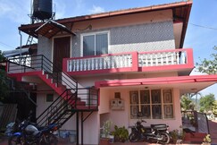 Prem Kuteer | Rooms & Guided Treks