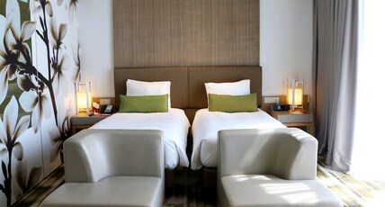 Crowne Plaza Changi Airport Room Type - 2 Single Standard