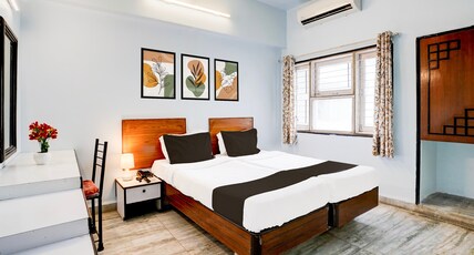 Hotel O Padampura Near Railway Station Room Type - Deluxe