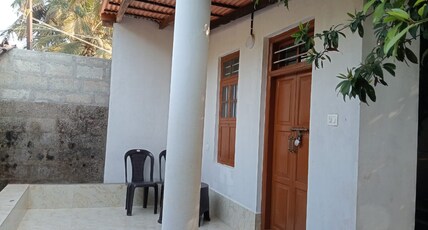 Camp 21 Beach Holiday Homes | Rooms & Wi-Fi Room Type - Deluxe Room