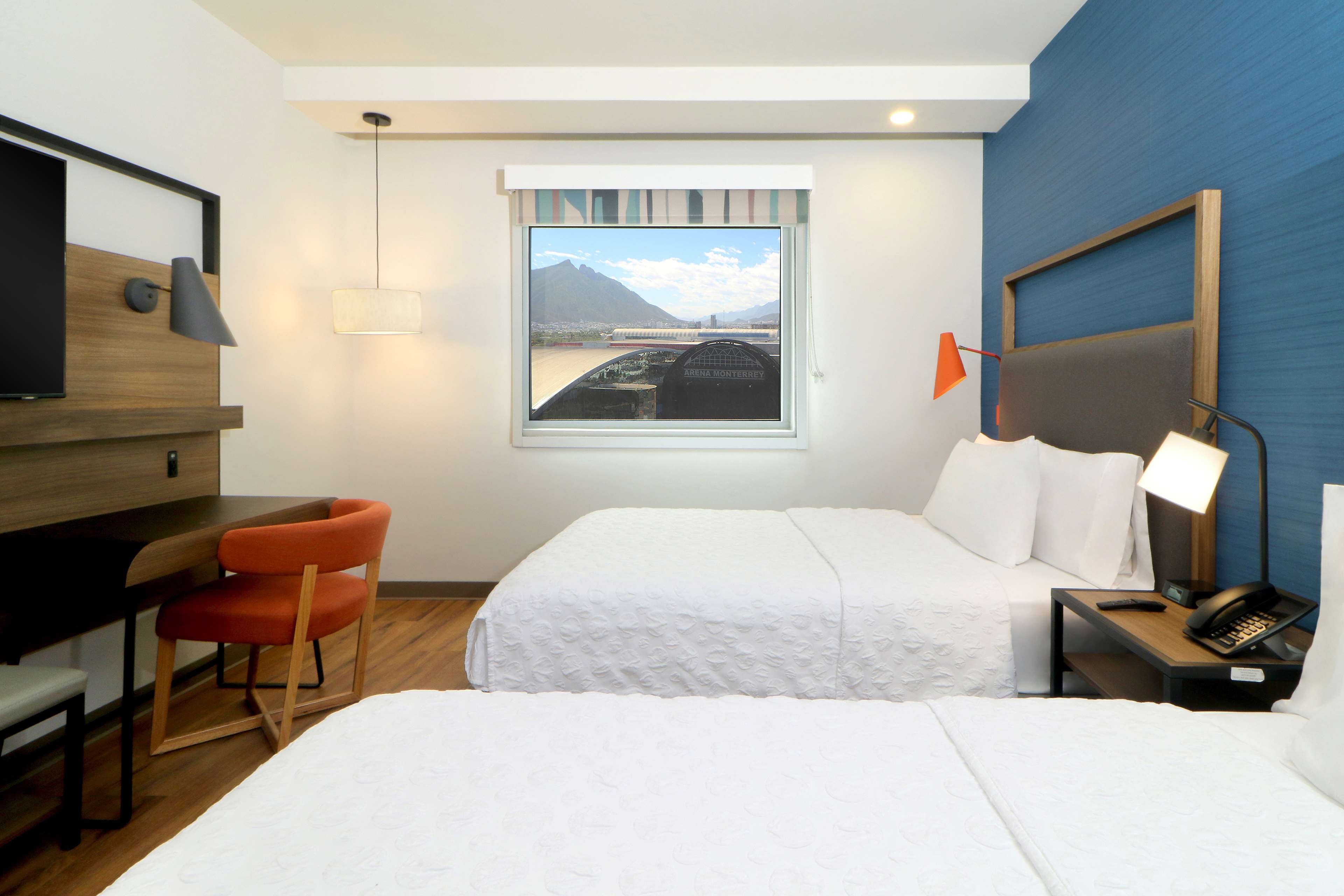 Tru By Hilton Monterrey Fundidora - Tap to explore photos