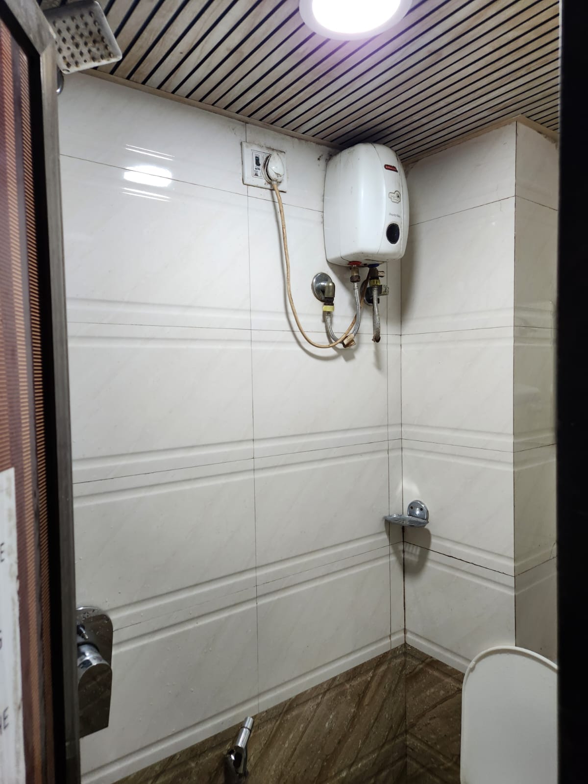 NEW EDEN GUEST HOUSE & DORMITORY - Tap to explore photos