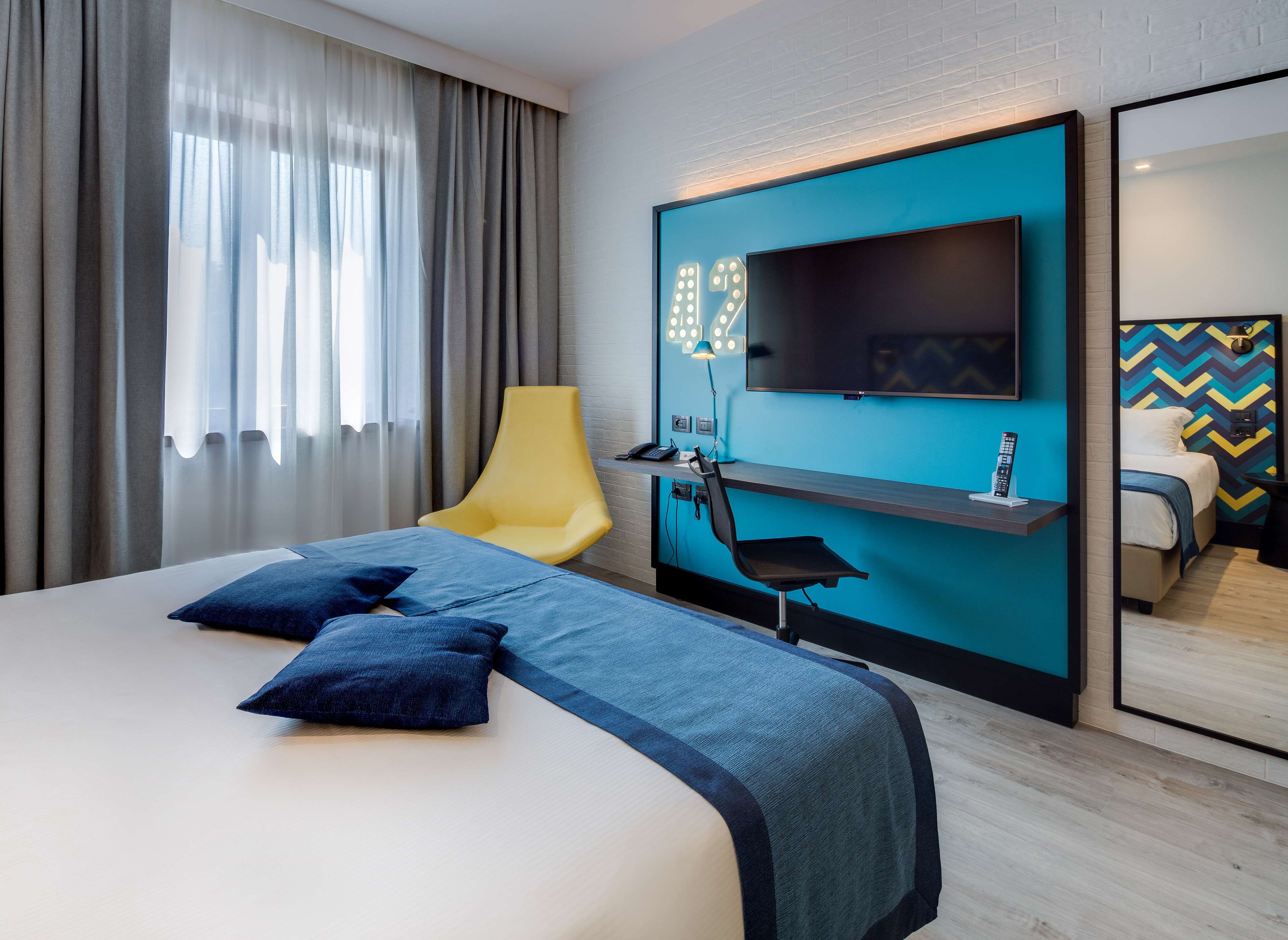 Best Western Hotel Cristallo - Tap to explore photos