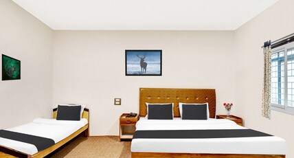 Collection O Dal Lake Room Type - Suite Collection O Dal Lake Room Type - Suite