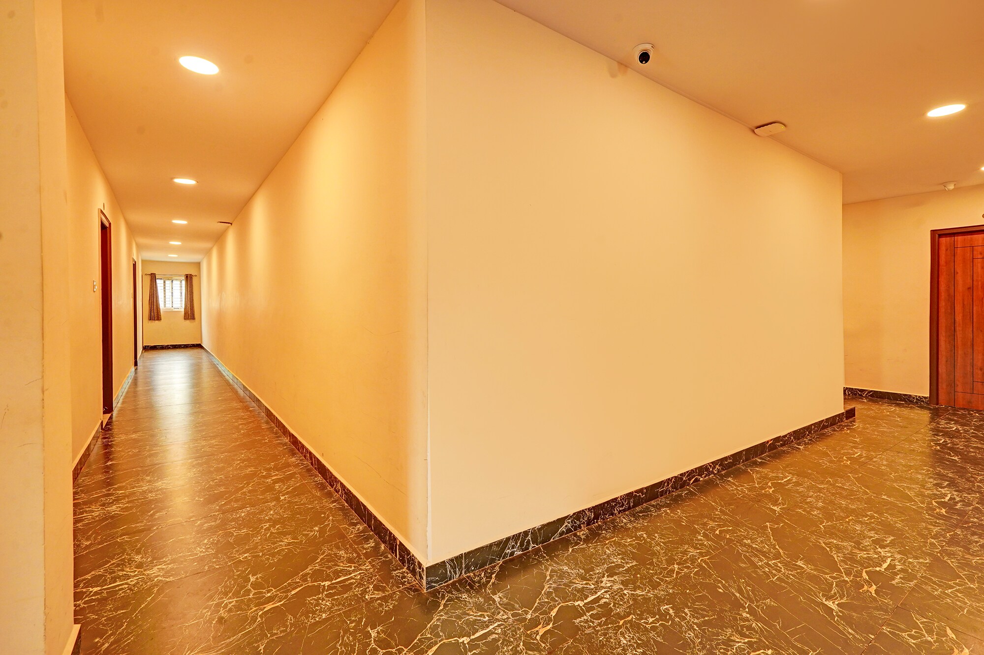 Fabhotel CK Grand - Nr Vijayawada Railway Station - Tap to explore photos