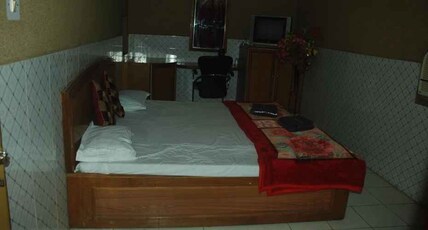 MAYA HOTEL Room Type - Cooler Room