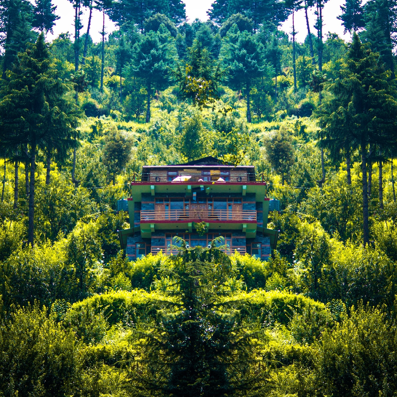 Khaapus Home Naggar - Tap to explore photos