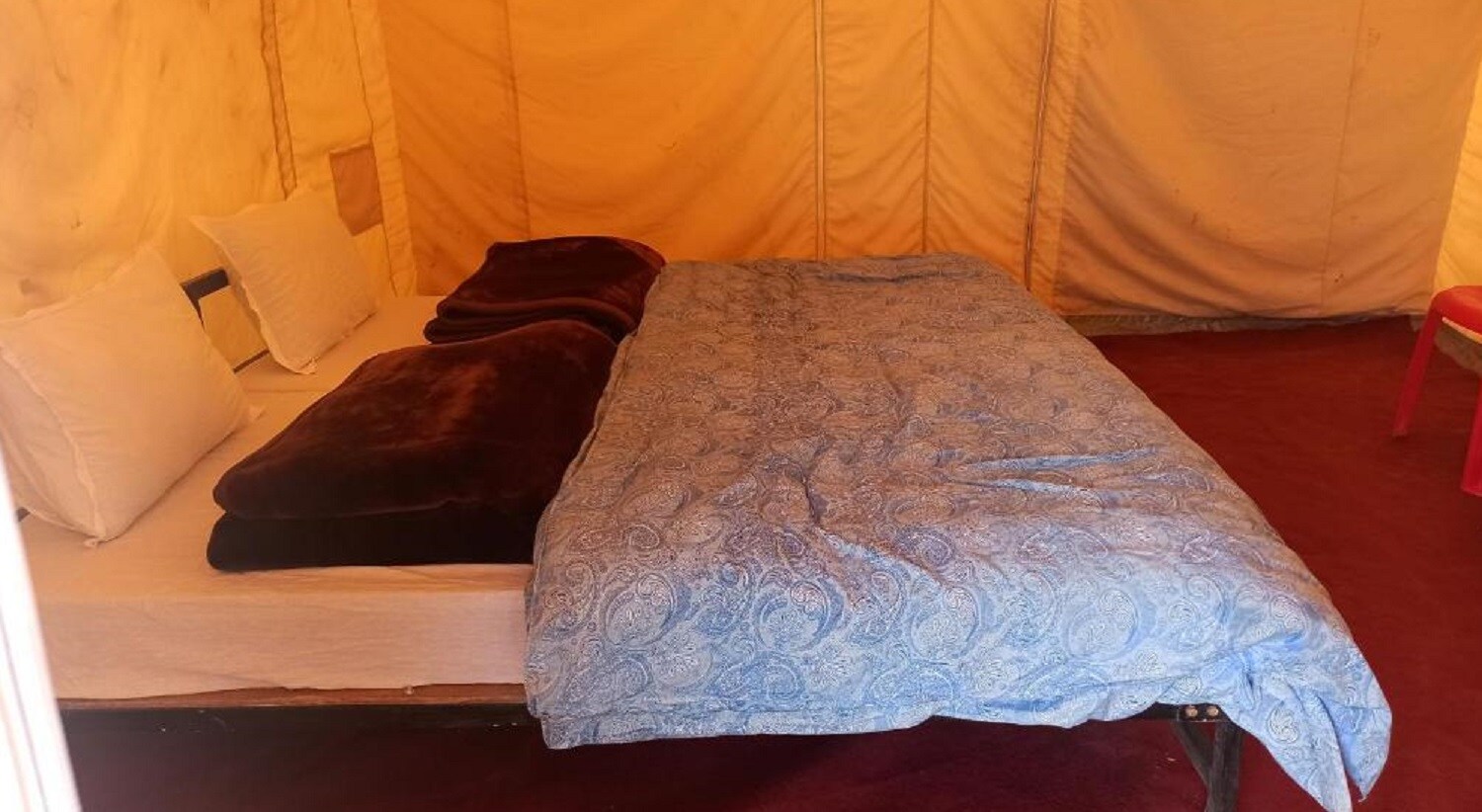 LivingStone Camps Kaza - Tap to explore photos