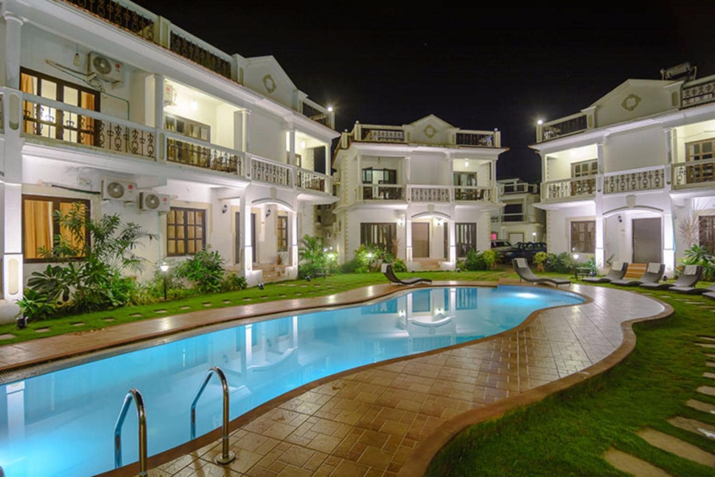 Richmonde Ananta Elite, Luxurious villas and Apartment - Tap to explore photos