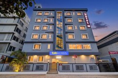 FabHotel Hitek N, Hitech City