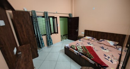 HOTEL ALMORA INN Room Type - Standard Room