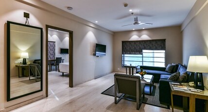 Sun-N-Sand Room Type - Grande Suite