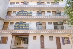 Dwarka Inn