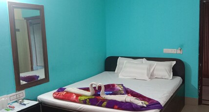 Hotel Park Garden Room Type - Plain AC room