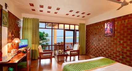 Beach and Lake Ayurvedic Resort Room Type - Sea View | Superior Deluxe Room with Bathtub Non AC Beach and Lake Ayurvedic Resort Room Type - Sea View | Superior Deluxe Room with Bathtub Non AC