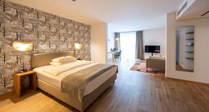 Best Western Plus iO Hotel Room Type - Suite-1 Queen Bed, 32 Square Meters, Modern Furniture, Air-Conditioned, Sound Proof Windows, Desk, F