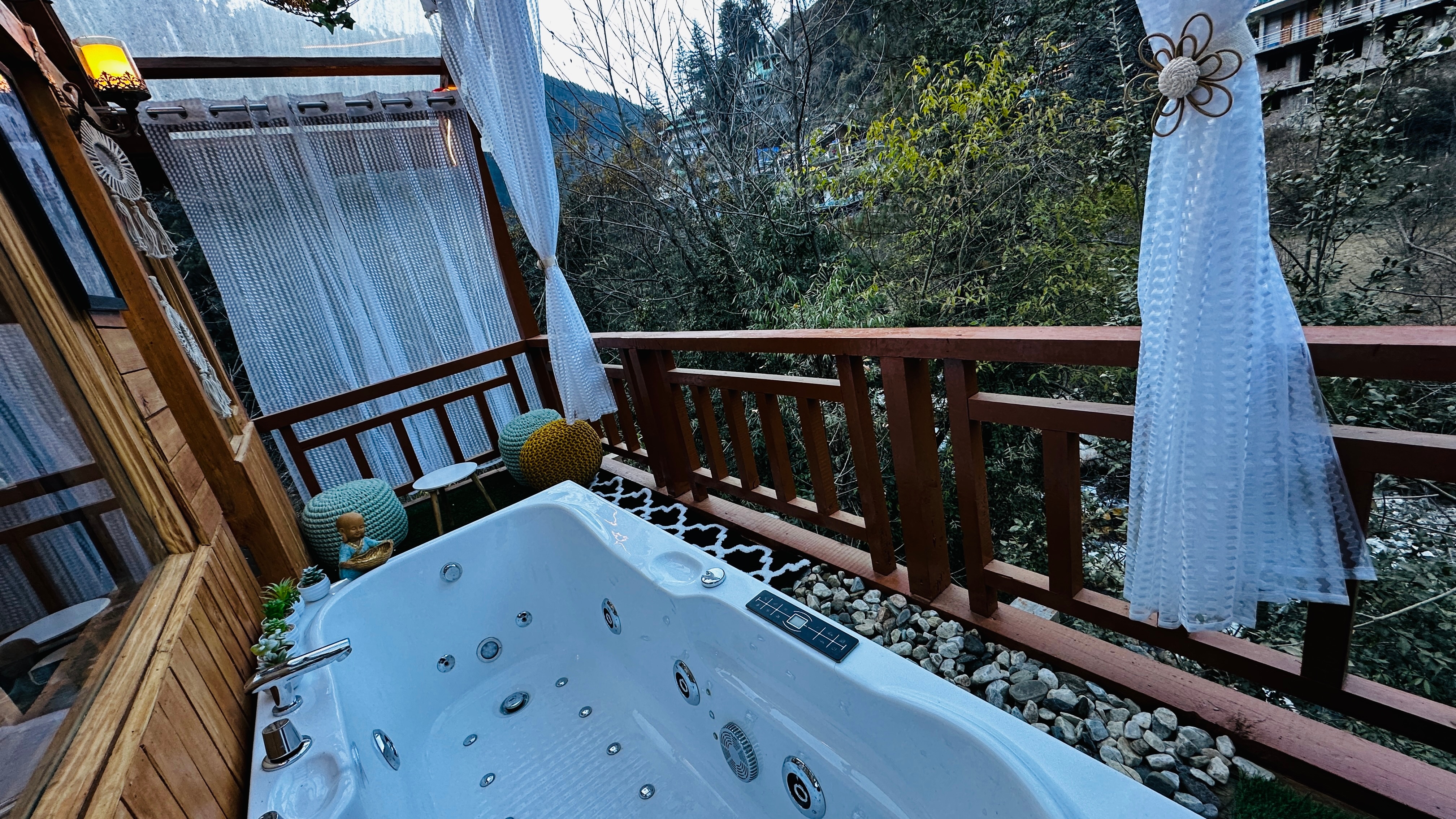 Bawli Treehouse, Jibhi - Tap to explore photos