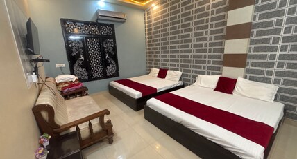 Holy City... Room Type - Bedroom 101