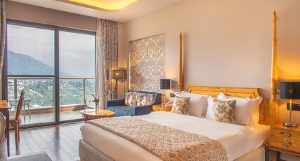 Echor Mandara Tree Villa Dharamshala Room Type - MTV Jacuzzi Club Room with Balcony (Mountain View)