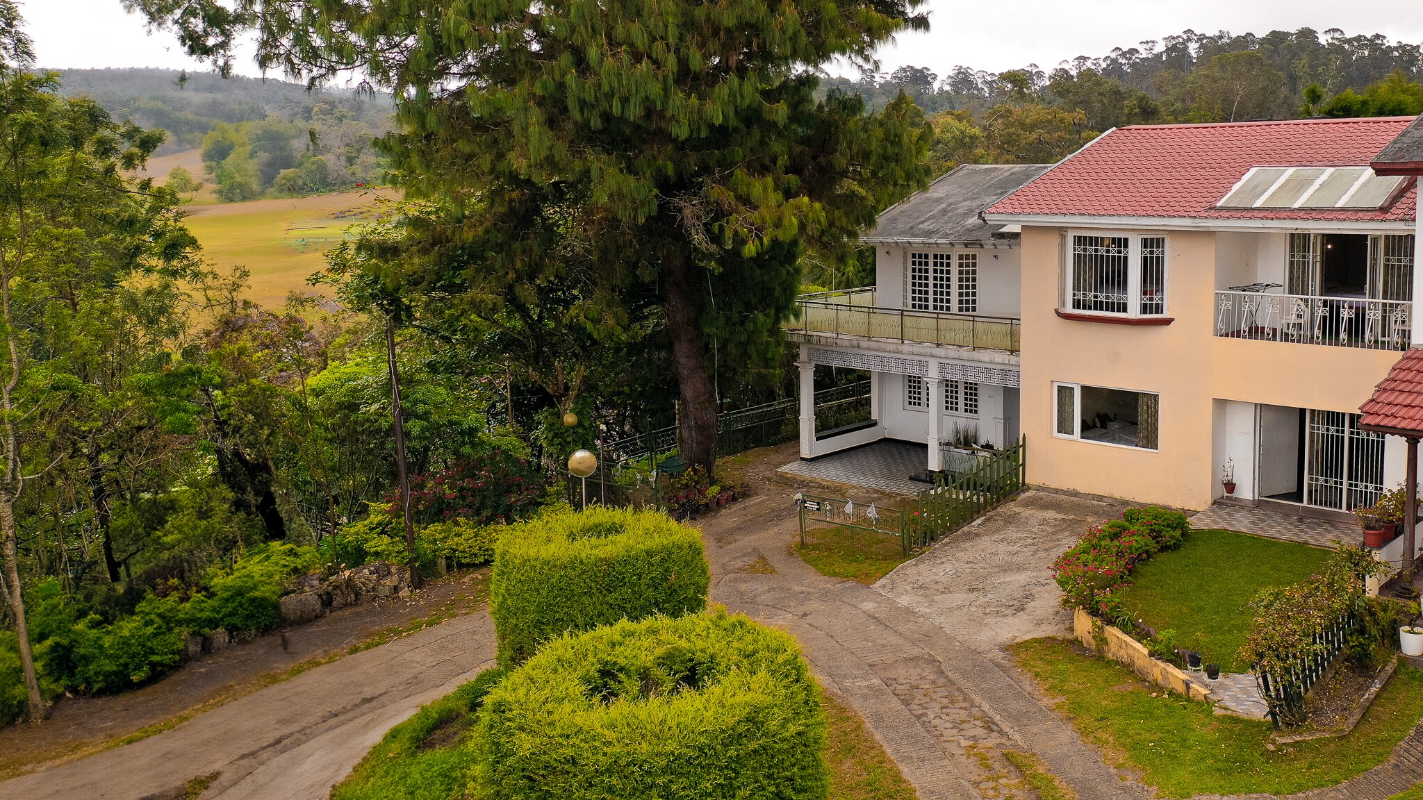 Highland View Kodaikanal - Tap to explore photos