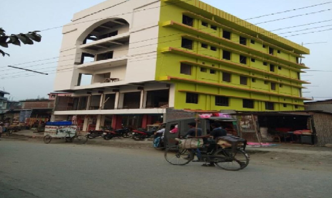 Hotel Dream - Tap to explore photos