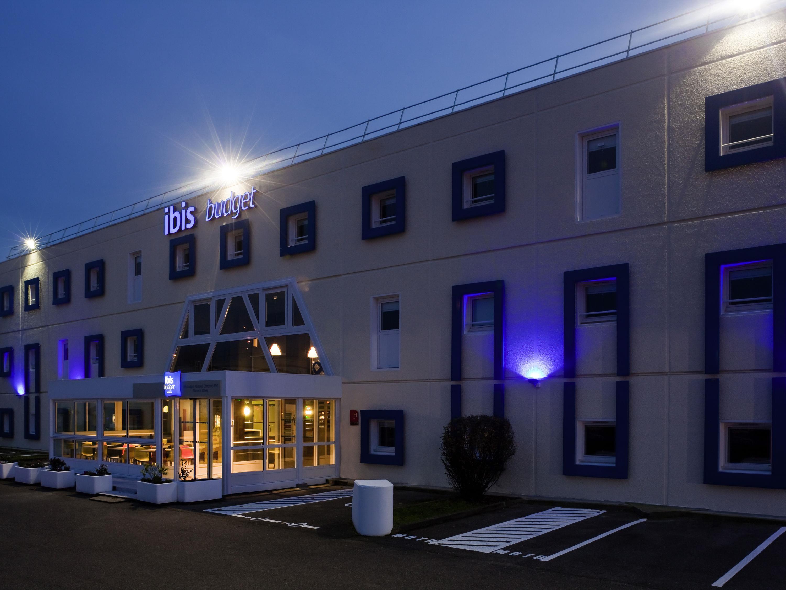 ibis budget Pontault Combault RN4 Marne la Vall - Tap to explore photos