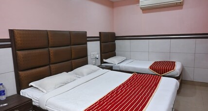 TVK Regency Room Type - Triple Bed AC