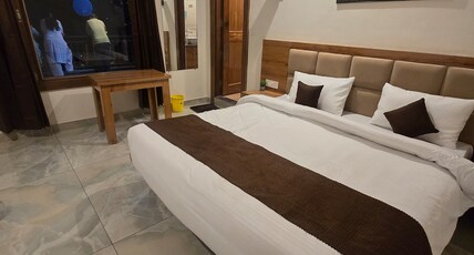Shri Aashray Room Type - Hisol