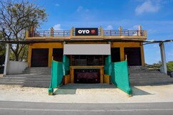 SPOT ON Hotel Royal X