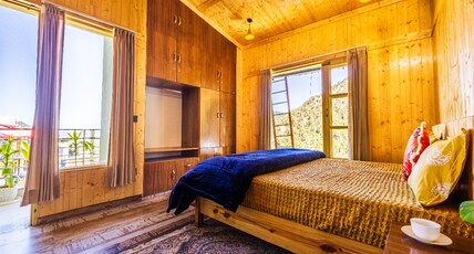 Greenland Castle Cottages Room Type - Deluxe Cottage
