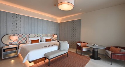 Rocky Room Type - Lofty Pool Access Ocean View