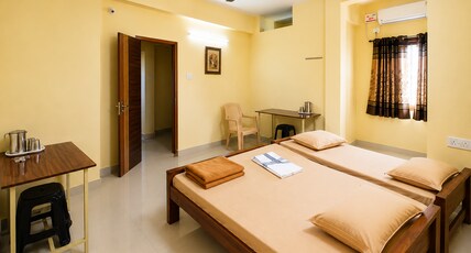 Shubham Suites & PartyHall Room Type - Non AC Deluxe Standard Double Bed