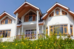 Snow @ Buhayra Lakefront by VEO - Part of StayVista