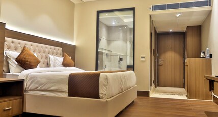 HOTEL KANT PALACE Room Type - Executive suite room HOTEL KANT PALACE Room Type - Executive suite room