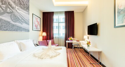 Gravity Hotel Abu Dhabi Room Type - Standard King Room