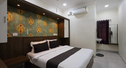 OYO 847585 Vishwa's Residency Room Type - Classic