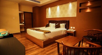 V FIVE HOTEL Room Type - Executive King