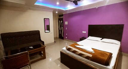 Hotel Mundrika Delux Room Type - Deluxe AC Hotel Mundrika Delux Room Type - Deluxe AC