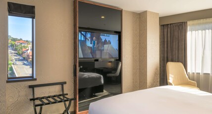 SOFITEL WELLINGTON Room Type - SUPERIOR ROOM, 1 King Bed, Work Desk, Complimentary WiFi