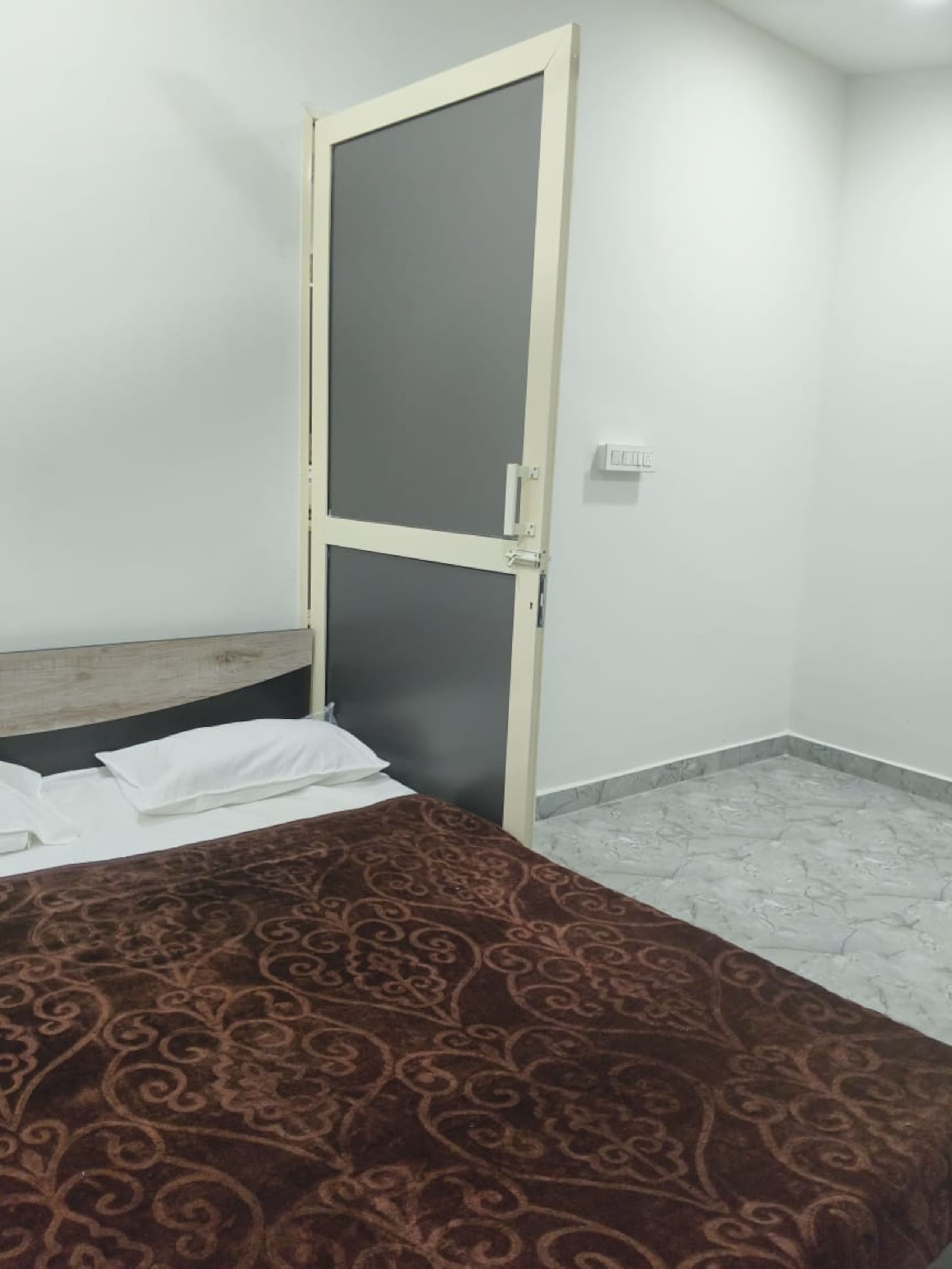 Home Available 100 mtr from the Ashvem Beach - Tap to explore photos