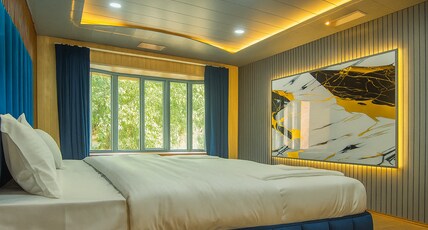 The Solace Pahalgam Room Type - Deluxe Room