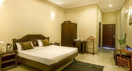 Hotel The Grand Raj Room Type - Luxury Room