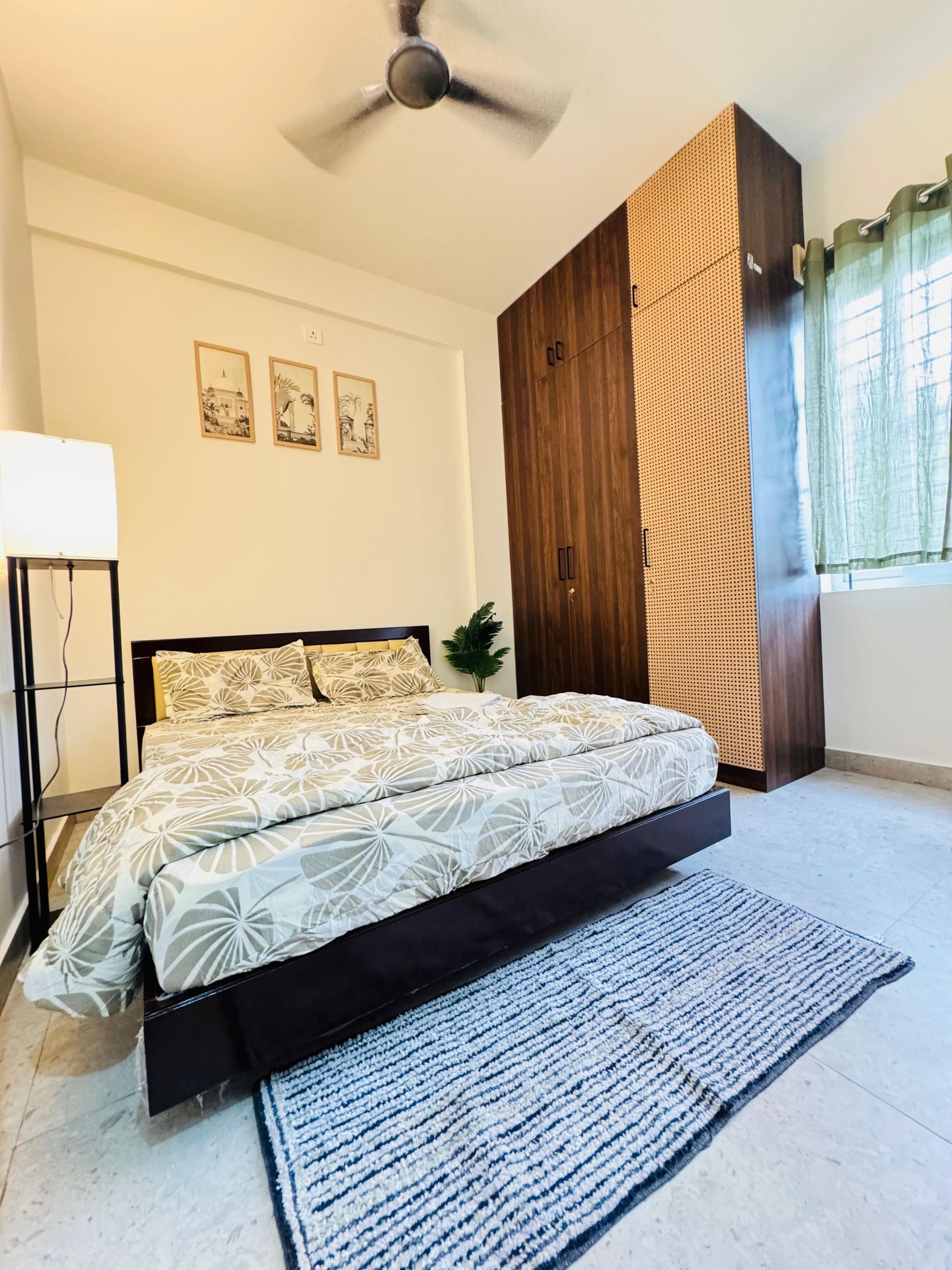 Cozy 1BHK with kitchen in Harlur - Tap to explore photos