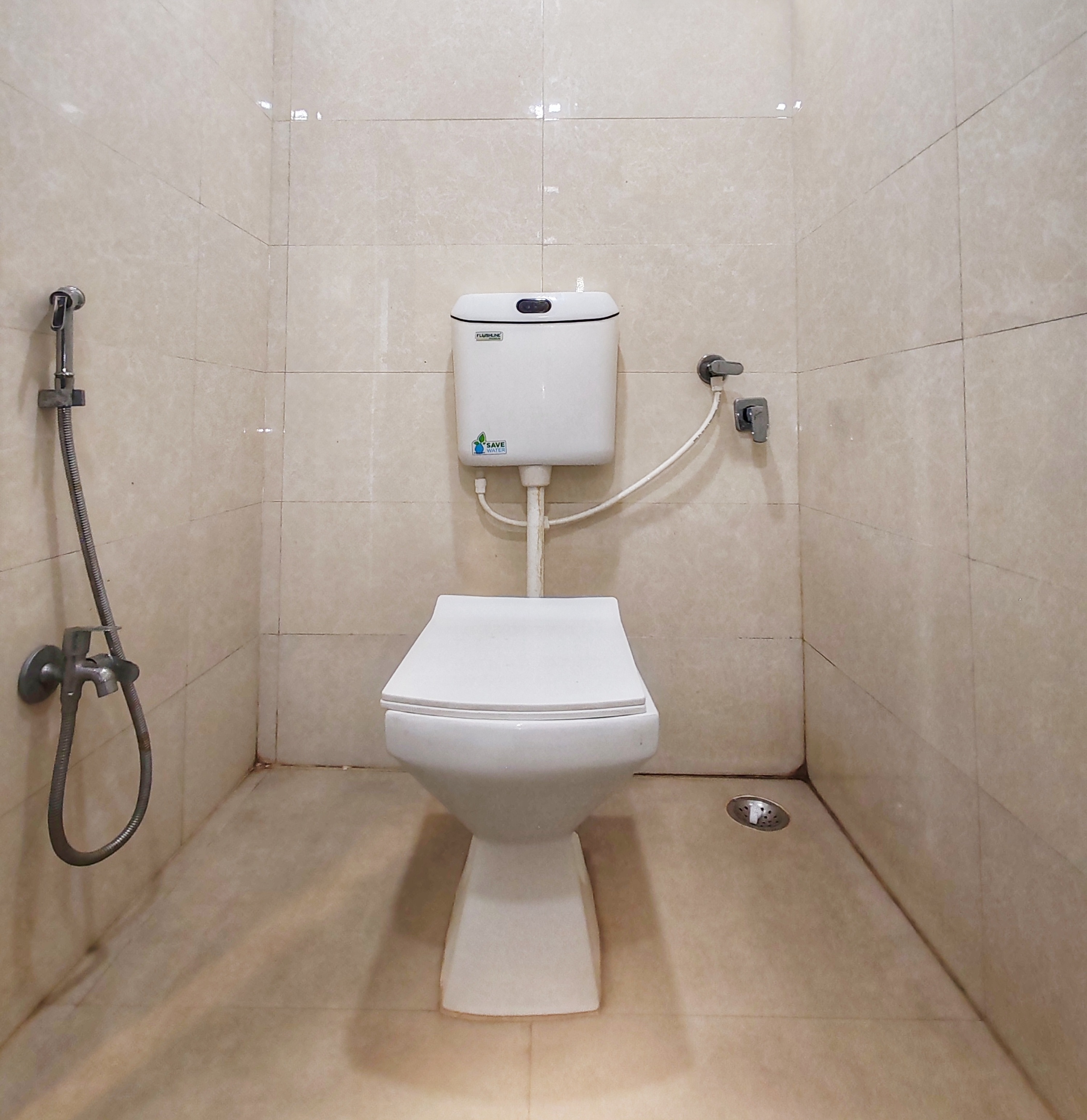 Hotel Sai Samrat Inn - Tap to explore photos