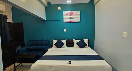 Silk Serenity Room Type - Deluxe Room with King Bed