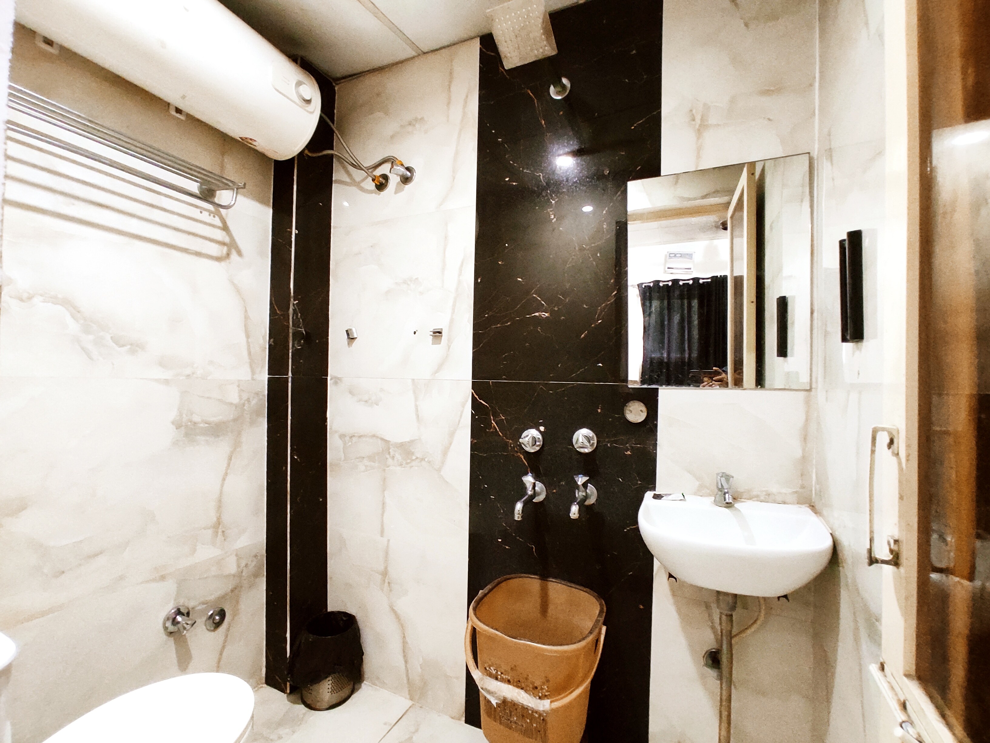 HOTEL ROYAL REGENCY - A Premium Property - Tap to explore photos